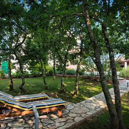 Luxury With Private Pool And Jacuzzi Near Pula And Rovinj 빌라 Štokovci