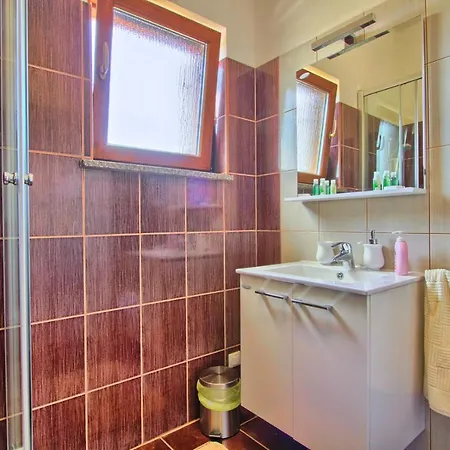 Villa Luxury With Private Pool And Jacuzzi Near Pula And Rovinj *
